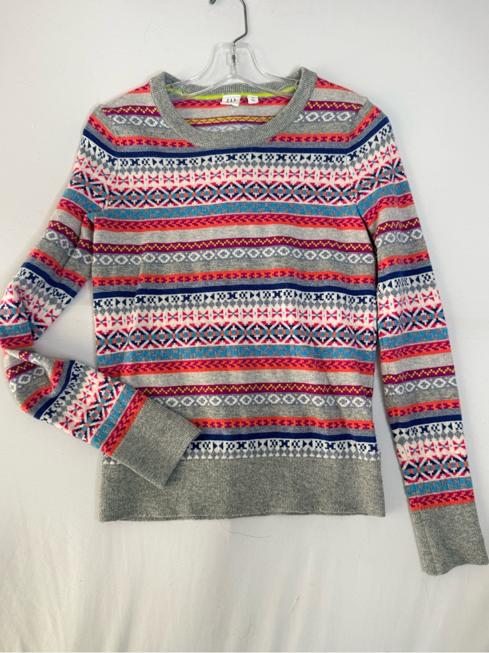 GAP Gray Crewneck Sweater with Multicolor Fair Isle Stripes XS - Picture 4 of 9